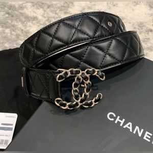 CHANEL CC Logo Classic quilted Leather belt🔥NEW 🔥size 85